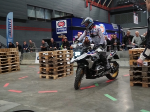 BMW Motorrad Indoor GS Trophy behendigheidsproeven met de GS