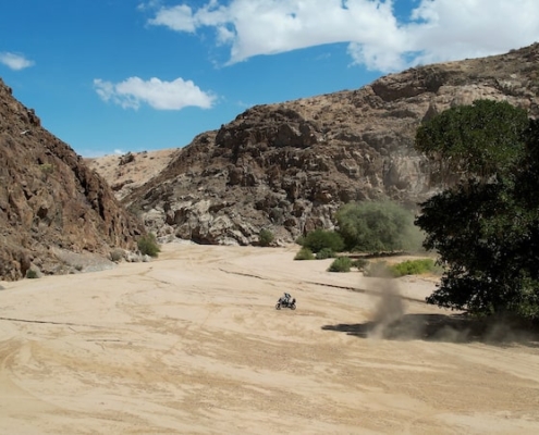 BMW Motorrad GS Trophy 2024 Namibie - Follow the Trails - BERRT valleien